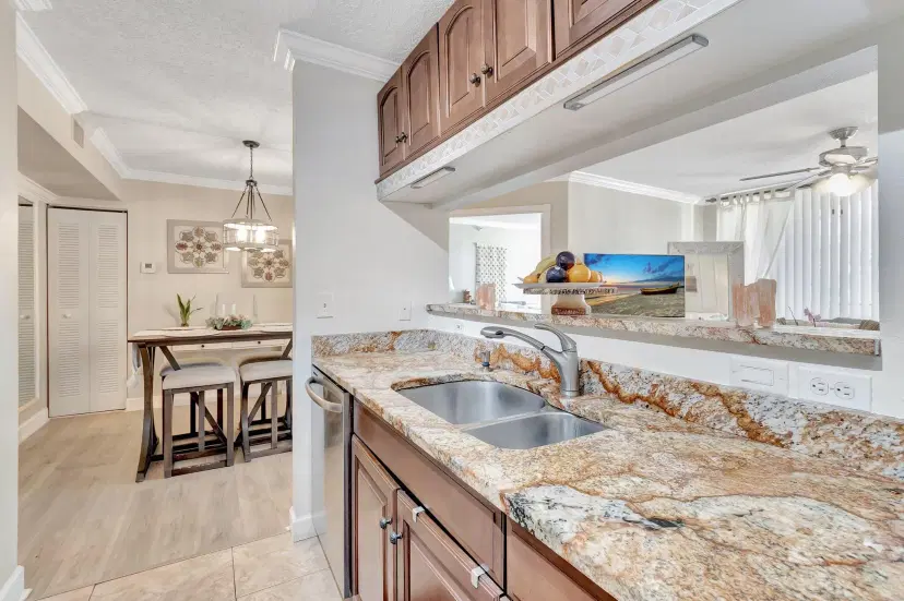 Picture of 103 Yacht Club 206 Way 206, Hypoluxo FL 33462