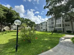 Picture of 2999 NW 48Th Ave 351, Lauderdale Lakes, FL 33313