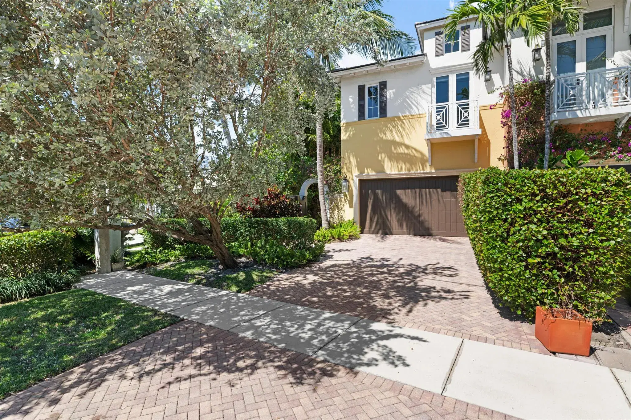 Picture of 116 Venetian Drive, Delray Beach, FL 33483