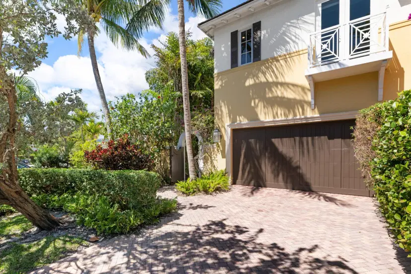 Picture of 116 Venetian Drive, Delray Beach FL 33483