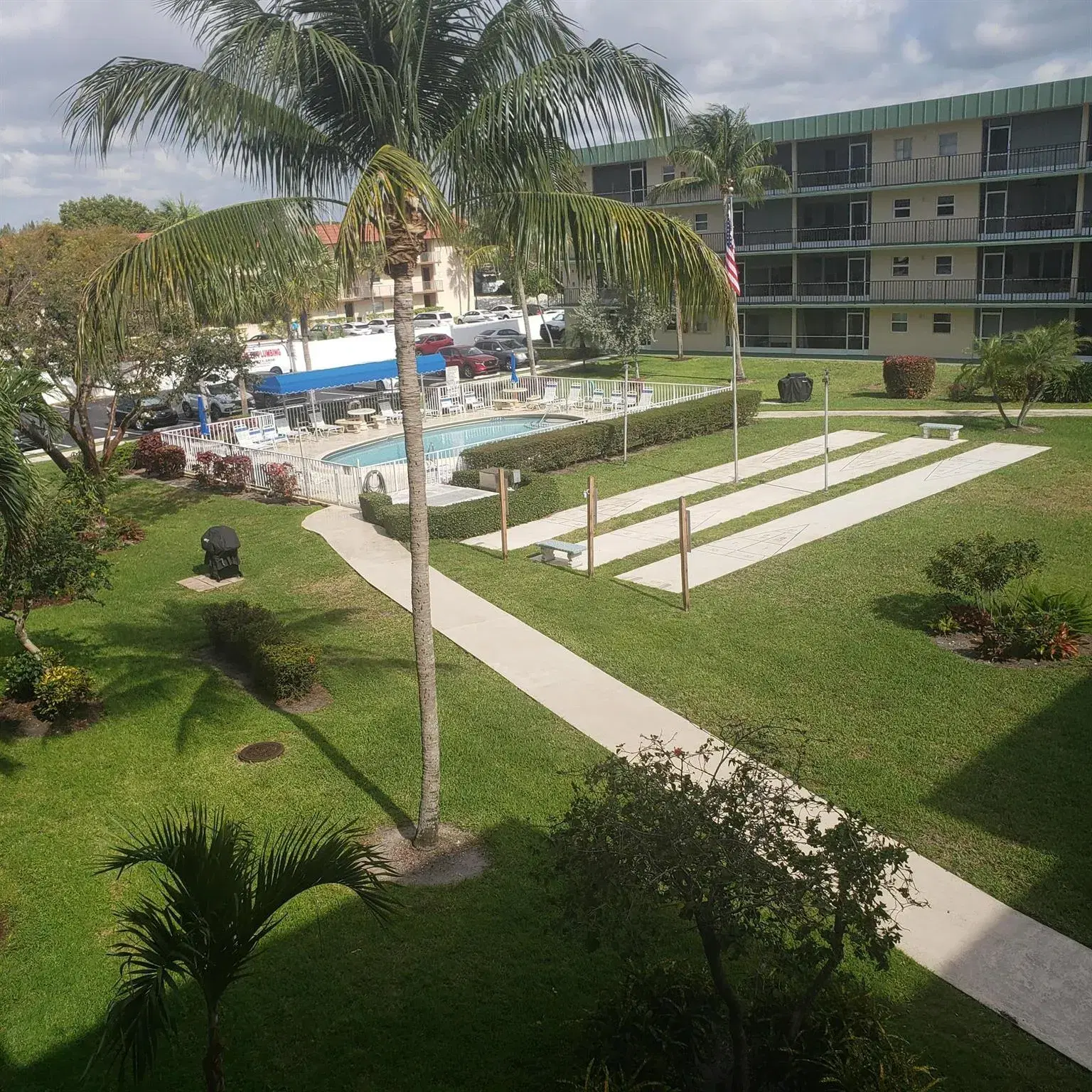 Picture of 806 SE 7Th Street 302, Deerfield Beach, FL 33441