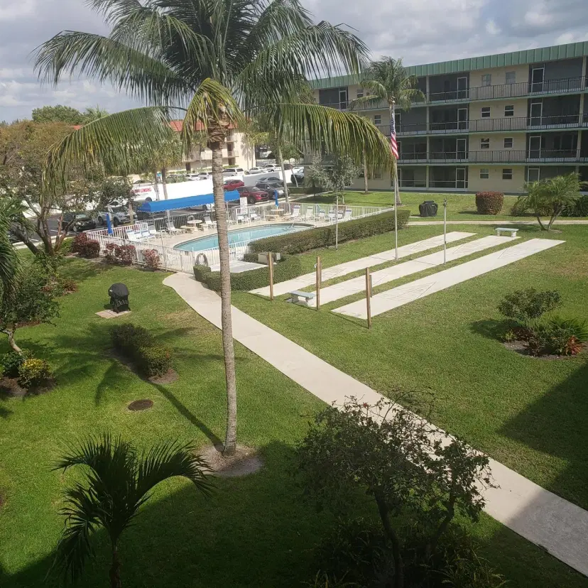 Picture of 806 SE 7Th Street 302, Deerfield Beach FL 33441