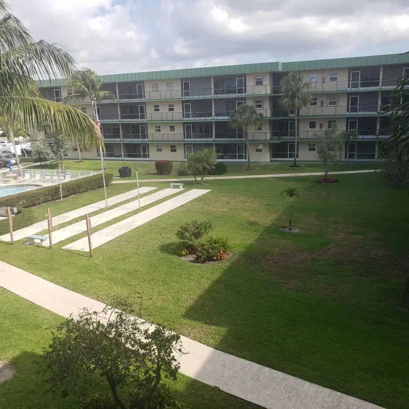 Picture of 806 SE 7Th Street 302, Deerfield Beach FL 33441