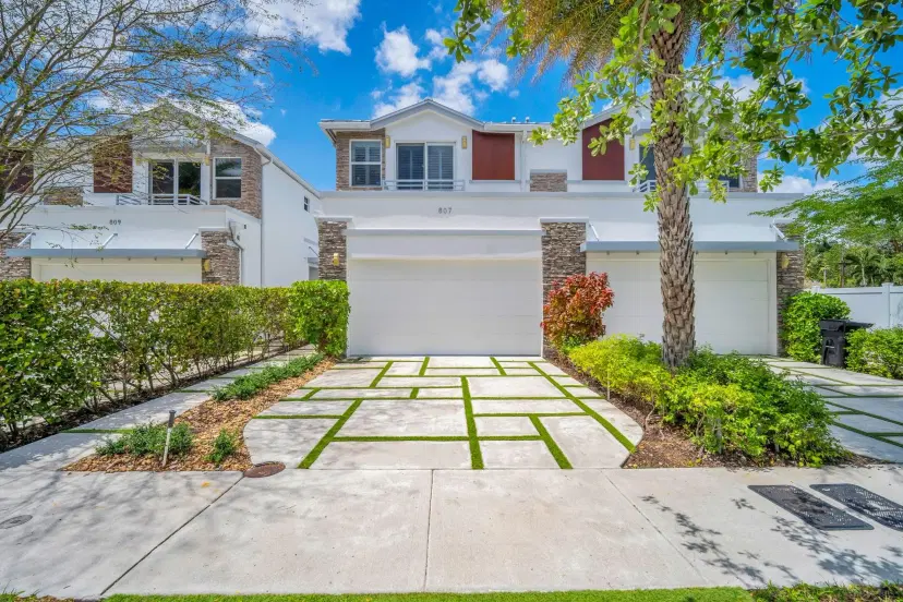Picture of 807 SW 7Th Ave 807, Fort Lauderdale FL 33315