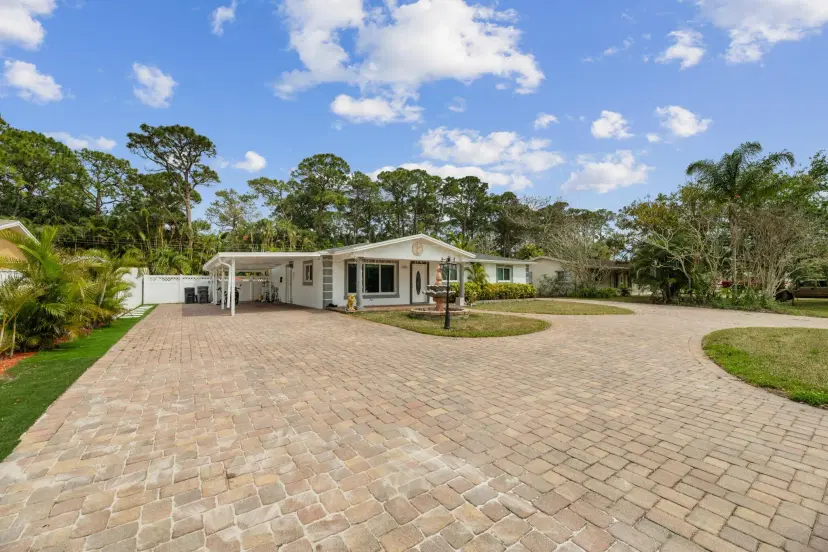 Picture of 410 Forest Estate Drive, West Palm Beach FL 33415
