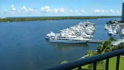 Picture of 124 Lakeshore Drive 1028, North Palm Beach, FL 33408