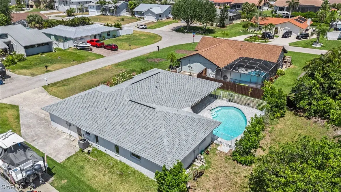 Picture of 6019 Birnam Wood Ln, Fort Myers, FL 33908