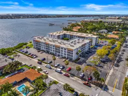 Picture of 1502 S Lakeside Drive 301, Lake Worth Beach, FL 33460
