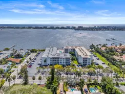 Picture of 1502 S Lakeside Drive 301, Lake Worth Beach, FL 33460