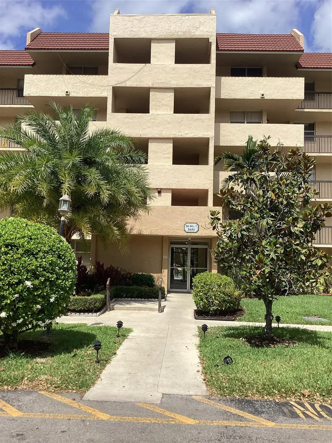 Picture of 3651 Environ Blvd 459, Lauderhill, FL 33319