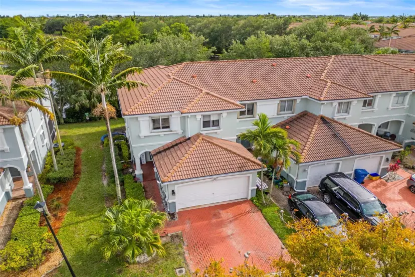 Picture of 2213 Oakmont Dr, Riviera Beach FL 33404