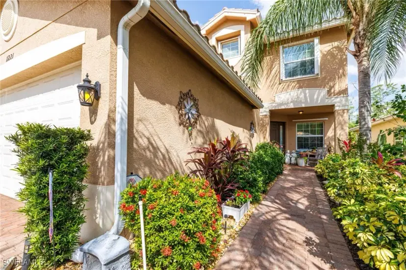 Picture of 11221 Yellow Poplar Dr, Fort Myers FL 33913