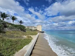 Picture of 4500 S Ocean Blvd 309, South Palm Beach, FL 33480