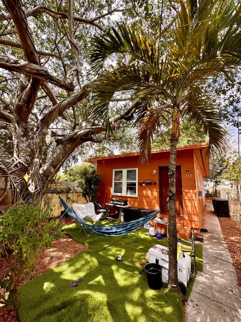 Picture of 113 N E Street, Lake Worth Beach FL 33460