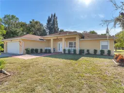 Picture of 465 2Nd Ave, Labelle, FL 33935