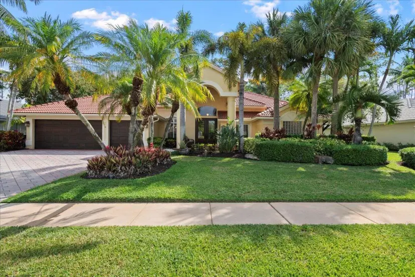 Picture of 534 Cypress Green Circle, Wellington FL 33414