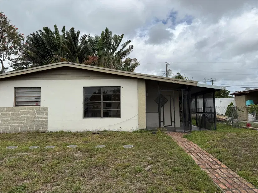 Picture of 5611 SW 37Th St, Davie FL 33314
