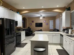 Picture of 7331 NW 17Th Ct, Pembroke Pines, FL 33024