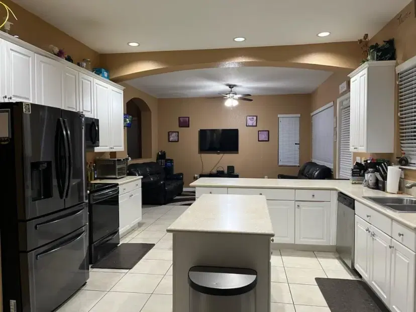 Picture of 7331 NW 17Th Ct, Pembroke Pines FL 33024