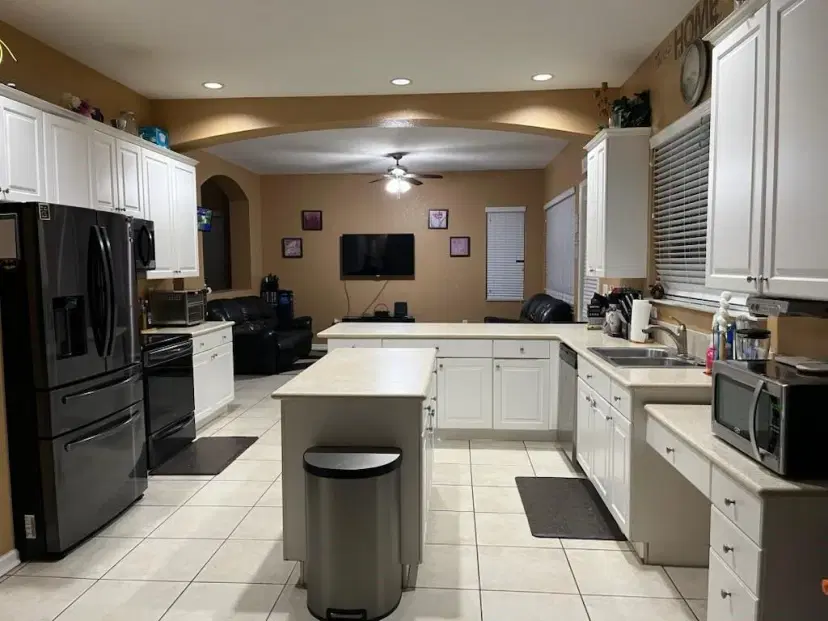 Picture of 7331 NW 17Th Ct, Pembroke Pines FL 33024