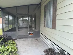 Picture of 798 Avenue E Nw, Moore Haven, FL 33471
