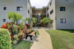 Picture of 5370 Las Verdes Circle 324, Delray Beach, FL 33484