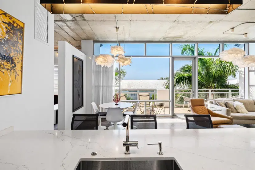Picture of 365 SE 6Th Avenue 404, Delray Beach FL 33483