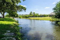 Picture of 2980 SW 154Th Ln, Davie, FL 33331