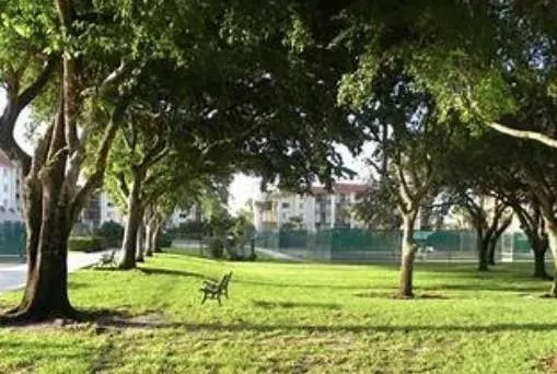 Picture of 2820 Tennis Club Dr 507, West Palm Beach, FL 33417