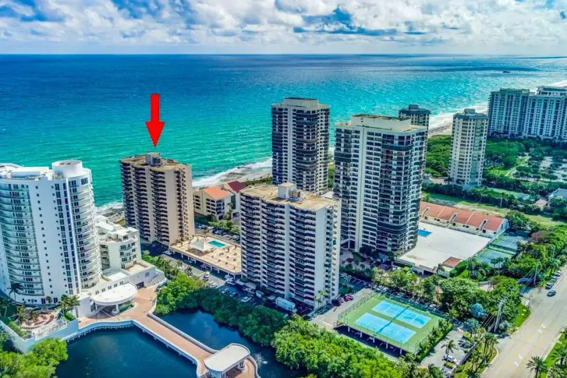 Picture of 4200 N Ocean Drive 1-905, Singer Island FL 33404