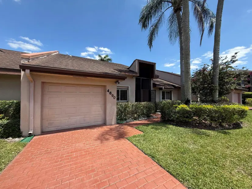 Picture of 4690 Fountains Drive S, Lake Worth FL 33467