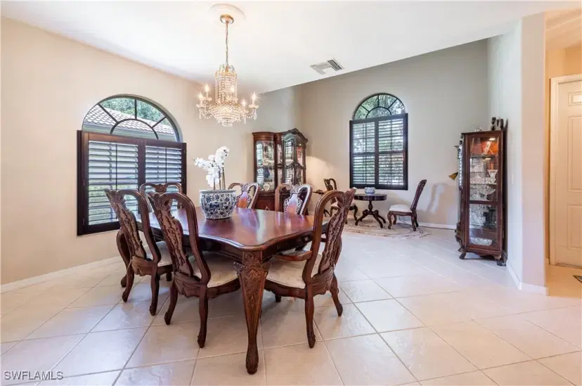 Picture of 3911 Aurora Ct, Naples FL 34116