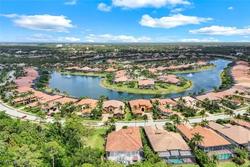 Picture of 6477 Costa Cir, Naples FL 34113