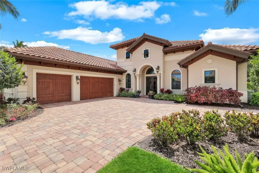 Picture of 6477 Costa Cir, Naples FL 34113