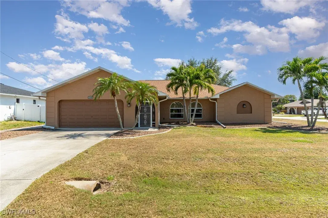 Picture of 1202 SE Van Loon Ter, Cape Coral, FL 33990