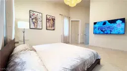 Picture of 801 99Th Ave N, Naples, FL 34108
