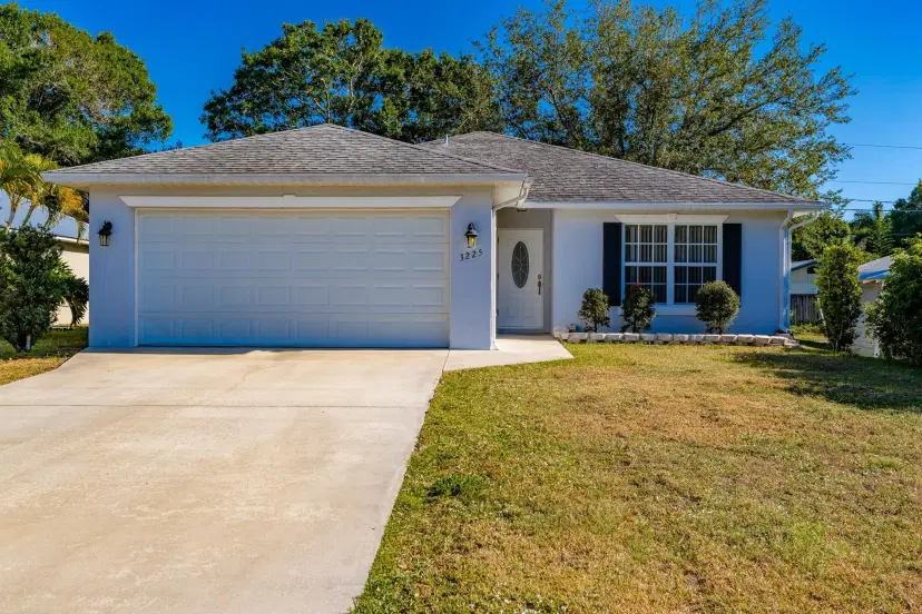 Picture of 3225 3Rd Place, Vero Beach FL 32968