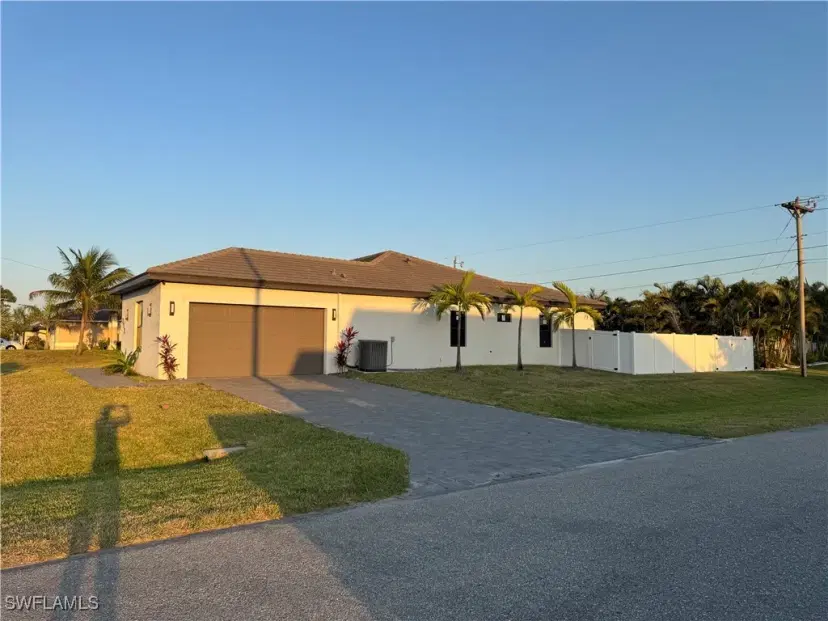 Picture of 212 SW 19Th Ter, Cape Coral FL 33991