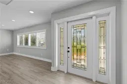 Picture of 1017 Dolphin Dr, Cape Coral, FL 33904