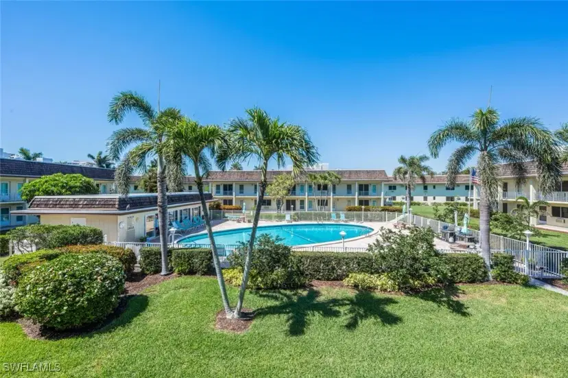 Picture of 130 N Collier Blvd D7, Marco Island FL 34145