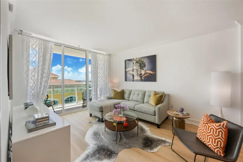 Picture of 350 SE 2Nd St 1580, Fort Lauderdale FL 33301