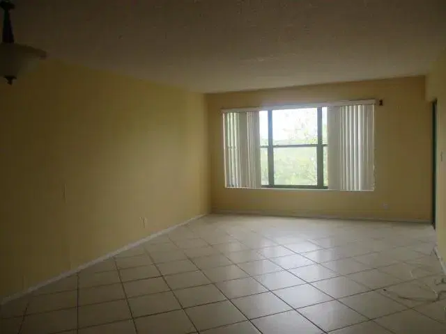 Picture of 2314 S Cypress Bend Dr 613, Pompano Beach FL 33069