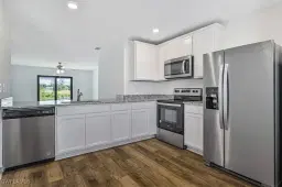 Picture of 836 Gen D Macarthur Ave, Labelle, FL 33935