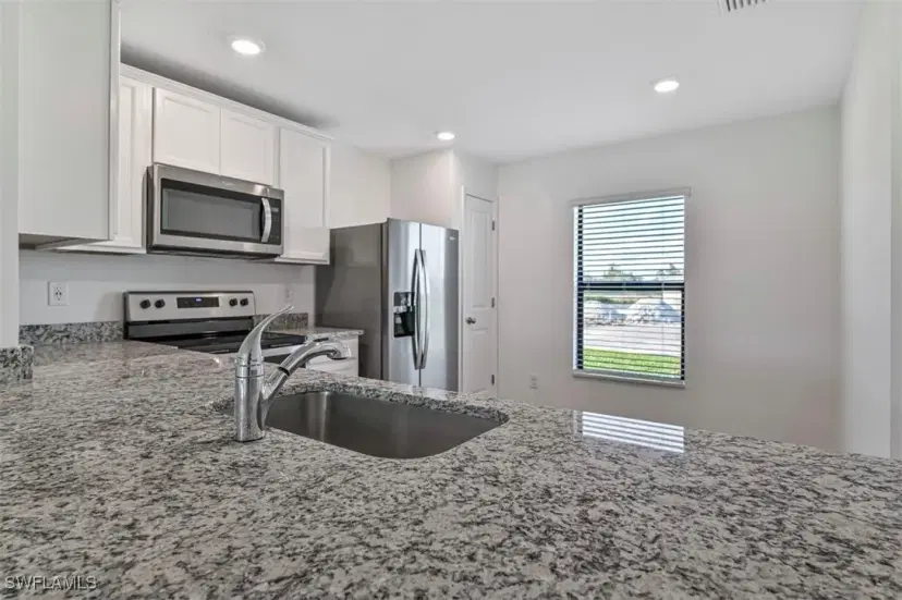 Picture of 836 Gen D Macarthur Ave, Labelle FL 33935