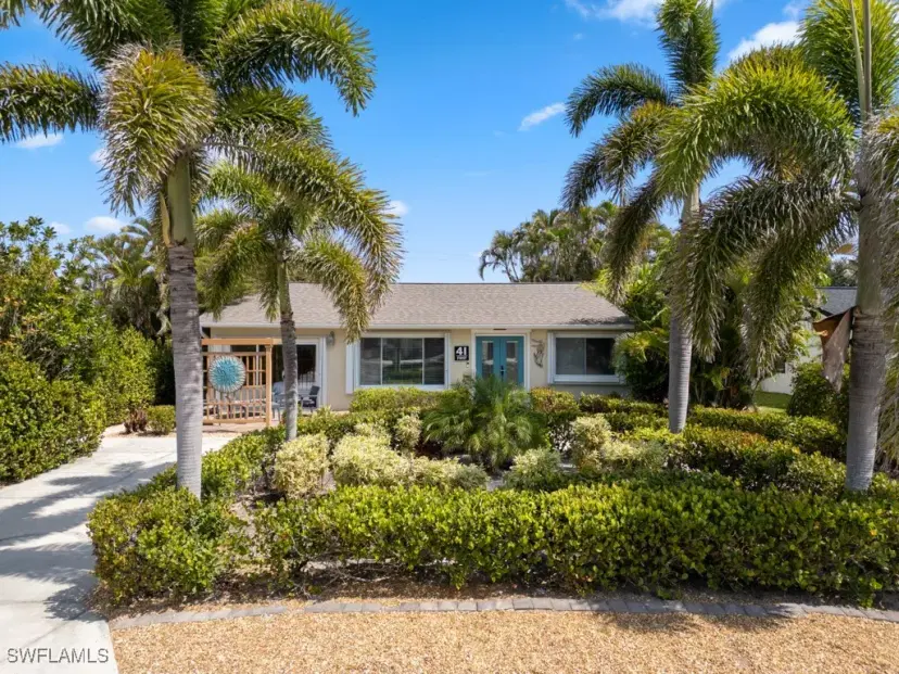 Picture of 41 1St St, Bonita Springs FL 34134