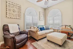 Picture of 2271 Heydon Cir W, Naples, FL 34120