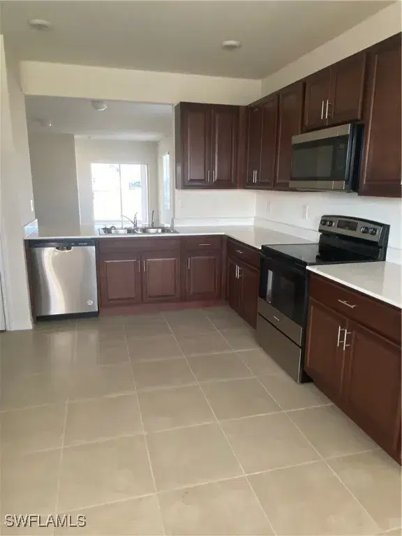 Picture of 2220 NE 5Th Ave, Cape Coral FL 33909