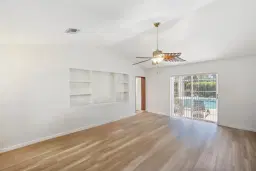 Picture of 590 6Th St Ne, Naples, FL 34120