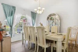 Picture of 590 6Th St Ne, Naples, FL 34120