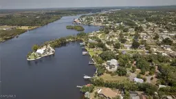 Picture of 2212 River Pine Dr, Fort Myers, FL 33905